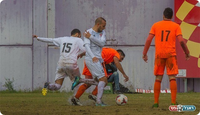 כדורגל לא היה שם (רפי נחמיאס)